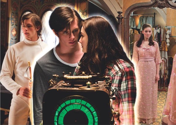 Schmidt Spiele (57553) - "Ruby Love Goes Through All Times" - 1000 brikker puslespil