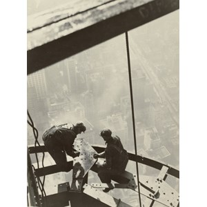 Grafika (02122) - "Lewis W. Hine: Empire State Building, New York, 1931" - 2000 brikker puslespil