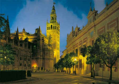 Educa (14134) - "Giralda, Seville, Spain" - 1000 brikker puslespil