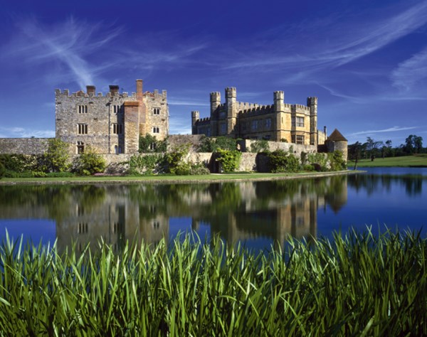Schmidt Spiele (58232) - "Leeds Castle, Kent" - 1000 brikker puslespil